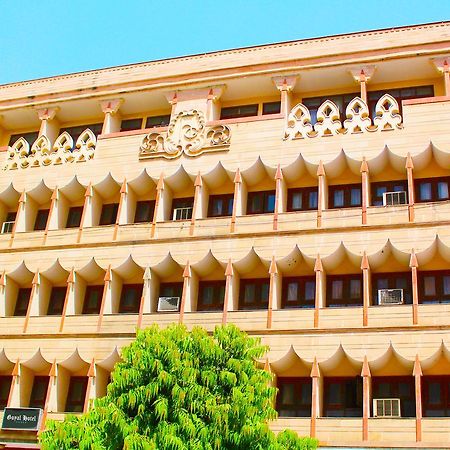 Hotel Goyal Jaipur Exteriör bild